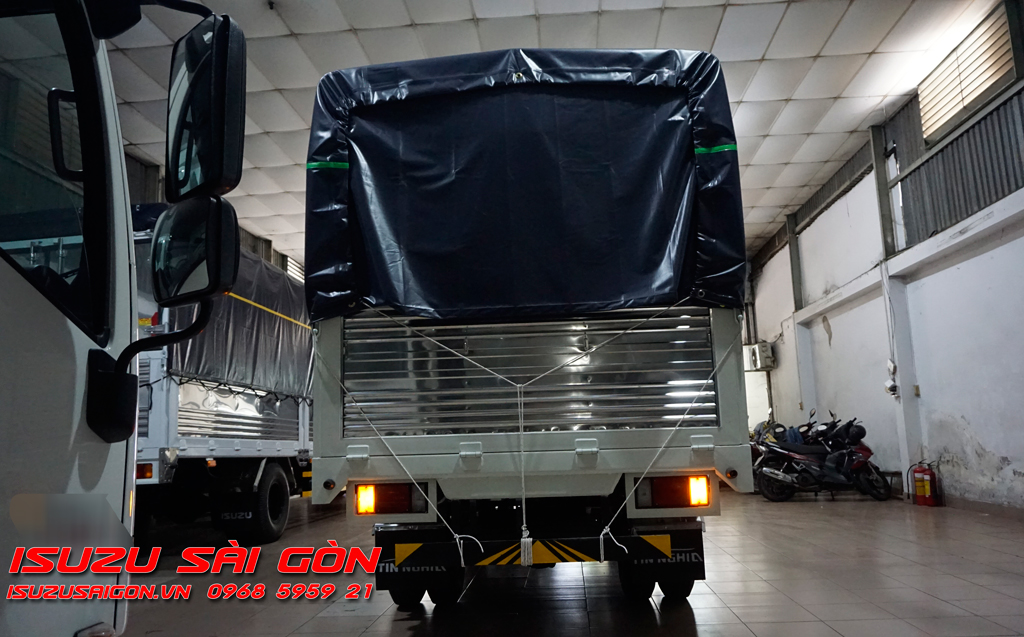 Xe Tải Isuzu 1T99 QKR230 Mui Bạt 5
